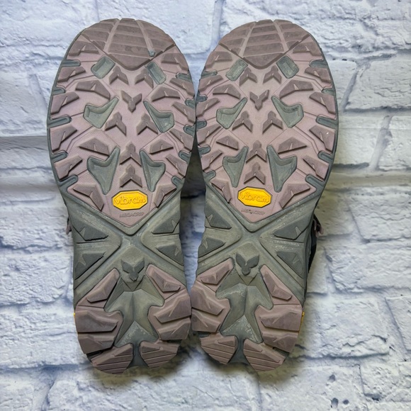 Hoka One W Trail Code GTX Size 8.5 BCSTL 1123166 Trail Comfort Hiking Sneakers - Picture 11 of 12